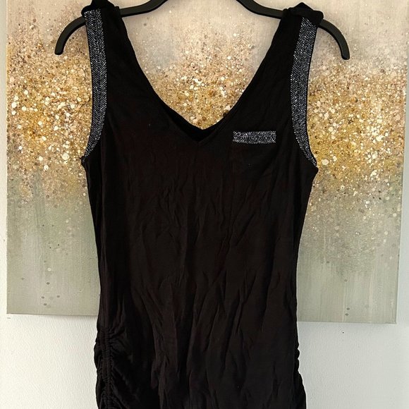 Guess Sleeveless Tank Top (NWOT) - Picture 1 of 10